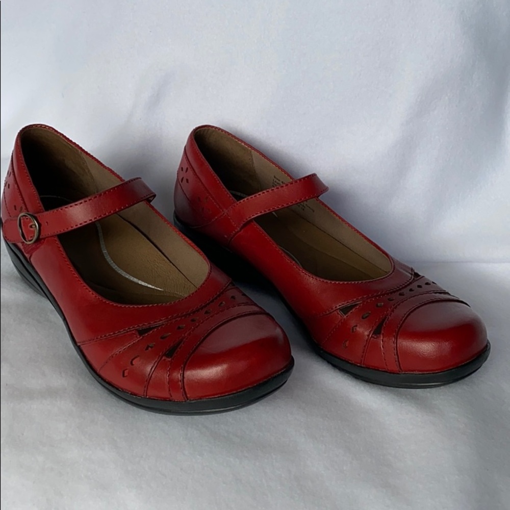 Dansko Red Leather Maryjane size 40 or 9